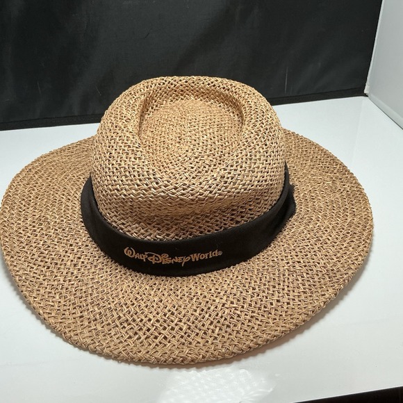 Disney Accessories - Disney Walt Disney World Adult Straw Sun / Shade Hat